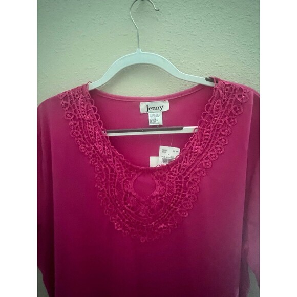 Jenny Plus size Top - Picture 3 of 3